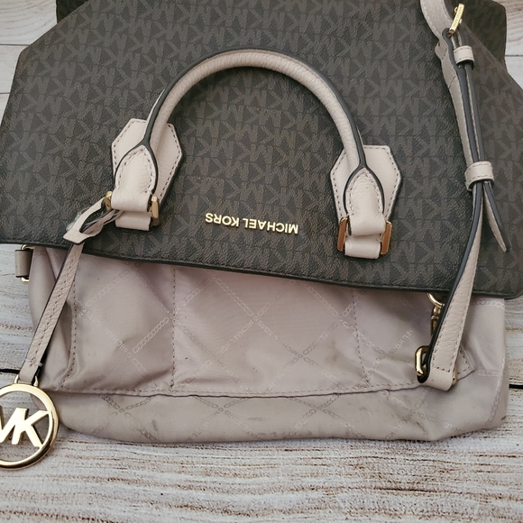 Michael Kors Camille Small Logo Satchel - Picture 14 of 15